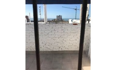 2 AMB CON PATIO - POR ESCALERA