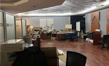 Venta de casa comercial (oficina) en Obarrio (GTA)