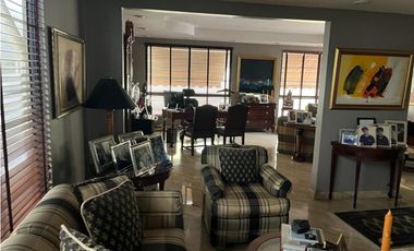 Venta de casa comercial (oficina) en Obarrio (GTA)