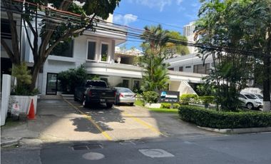 Venta de casa comercial (oficina) en Obarrio (GTA)