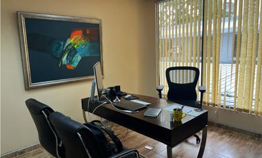 Venta de casa comercial (oficina) en Obarrio (GTA)