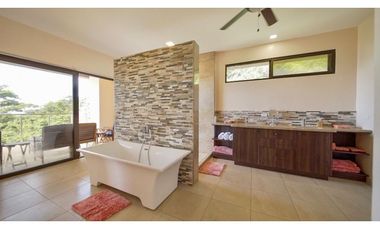 SE VENDE CASA CON VISTA AL MAR EN VERACRUZ $ 1,375,000 AM