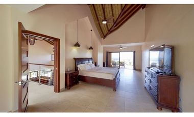 SE VENDE CASA CON VISTA AL MAR EN VERACRUZ $ 1,375,000 AM