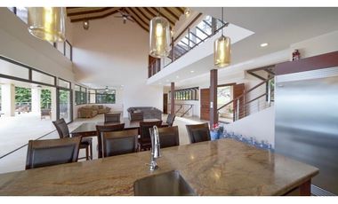 SE VENDE CASA CON VISTA AL MAR EN VERACRUZ $ 1,375,000 AM