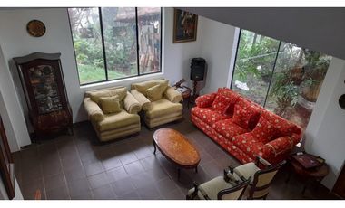 SE RENTA AMPLIA Y HERMOSA FINCA AMOBLADA MARSELLA
