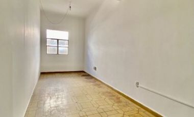 GREENWOOD VENDE PISO EN PEATONAL AV. RIVADAVIA, EN EL CENTRO DE SAN JUAN