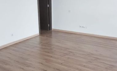 Apartemen ST Moritz Tipe SkyLoft 2 Lantai Semi Furnished