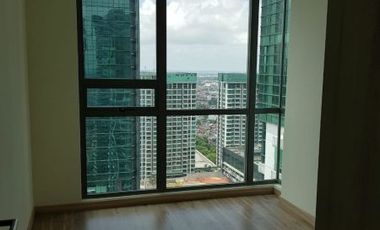 Apartemen ST Moritz Tipe SkyLoft 2 Lantai Semi Furnished