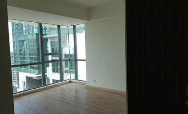 Apartemen ST Moritz Tipe SkyLoft 2 Lantai Semi Furnished