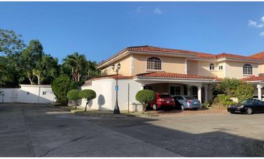 VENDO CASA- COSTA DEL ESTE- PANAMA