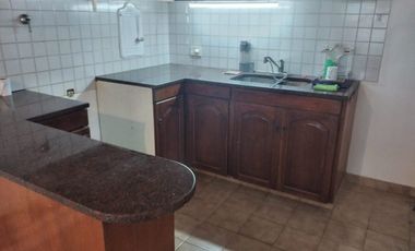 Casa en venta en Quilmes Este