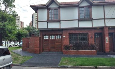 Casa en venta en Quilmes Este