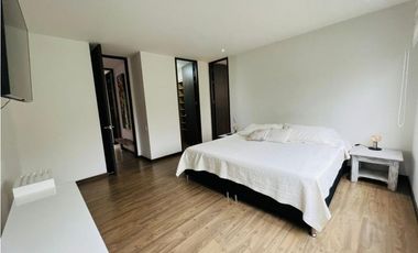 Apartamento Amoblado Sector Los Parras