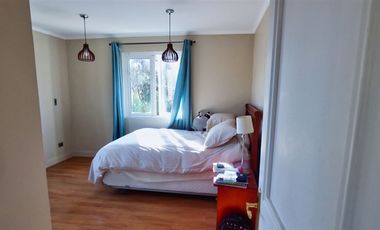 6 Dormitorios/ Condominio en Piedra Roja / Colegio San José
