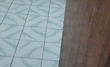 Disewakan Rumah 1,5 Lantai di Babatan Indah, Surabaya