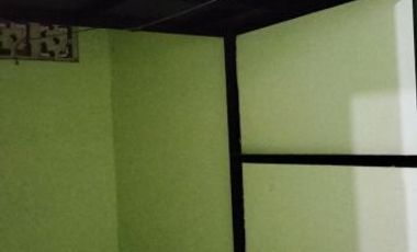 Disewakan Rumah 1,5 Lantai di Babatan Indah, Surabaya