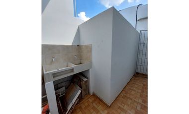 SE VENDE APARTAMENTO EN BARRIO MI REFIGIO DE MONTERIA