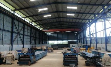 GALPON INDUSTRIAL +LOCAL + OFICINAS CARRETERA PANAMERICANA PACORA