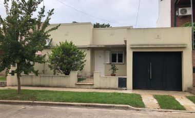 Casa en venta en Lujan Centro