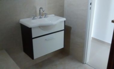 Excelente departamento 2 ambientes en venta.