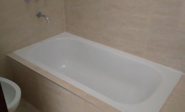 Excelente departamento 2 ambientes en venta.