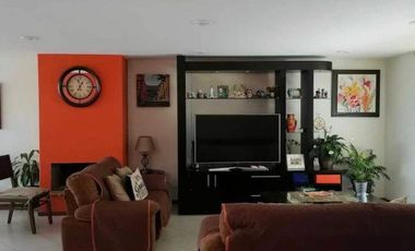 SE VENDE HERMOSA CASA