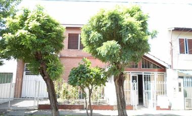 Chalet en venta en Burzaco Este