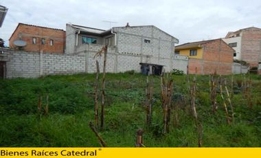 Terreno de venta en Paseo 3 de Noviembre – código:12661