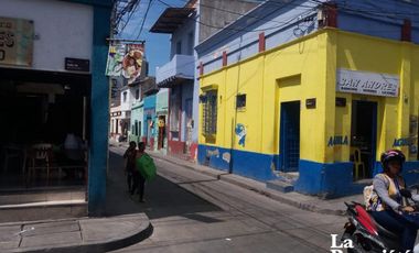 casa-local en venta en centro histórico. Cod V107