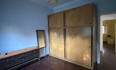Venta casa 3 ambientes con quincho en Bernal