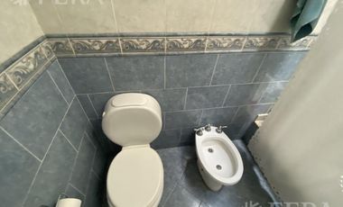 Venta casa 3 ambientes con quincho en Bernal