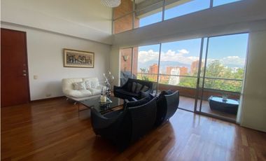 Venta Apartamento duplex, Loma Benedictinos, Envigado 236 m2