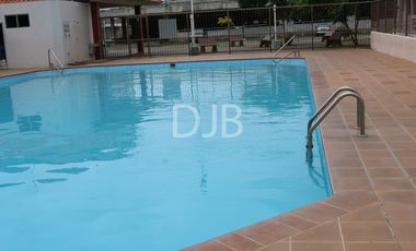 VENTA DE APARTAMENTO CON PATIO EN $78,000  #519