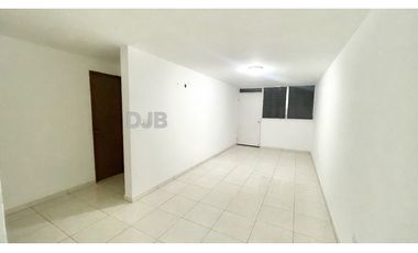 VENTA DE APARTAMENTO CON PATIO EN $78,000  #519