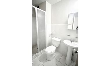 VENTA DE APARTAMENTO CON PATIO EN $78,000  #519