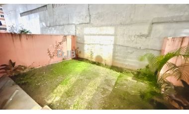 VENTA DE APARTAMENTO CON PATIO EN $78,000  #519