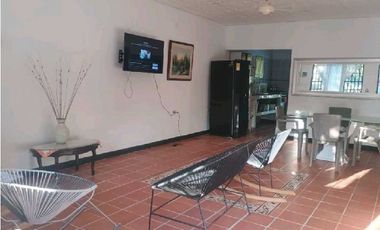 AArriendo Casa Campestre con Piscina en el Guadual Rivera. Cod A22394