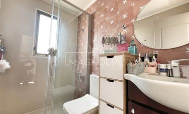 EN VENTA 4D+4B + SERVICIOS, CERCANA A DUNALASTAIR Y LINCOLN