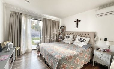 EN VENTA 4D+4B + SERVICIOS, CERCANA A DUNALASTAIR Y LINCOLN