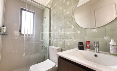 EN VENTA 4D+4B + SERVICIOS, CERCANA A DUNALASTAIR Y LINCOLN