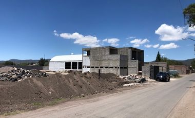 EL JOFRE 3,000 MTS DE TERRENO 500 MTS DE CONSTRUCCION AVANCE 75%