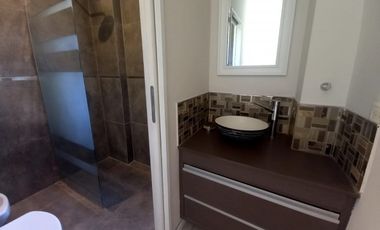 Neuquen. Centenario Venta Casa nueva 2 dormitorios en dos plantas BÂ° Costa Rio