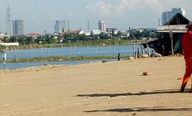 Di jual tanah luas 6 HA (60000 m2)daerah asem rowo, perbatasan tol tandes dan tol dupak