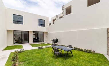 Casa de Tres Recámaras en el Querétaro Moderno 