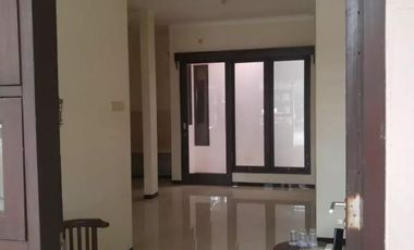 Rumah Royal Ketintang Regency dkt Gayungsari Kebonsari Karah Palm Spring