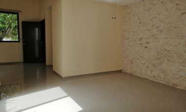 VENTA RESIDENCIA🏠 DE 4 RECÁMARAS🛏️  EN PORTO ALEGRE, PRIVADA AL NORTE DE MERIDA, YUCATAN