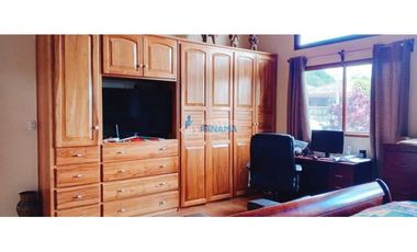 Se vende espectacular casa en Boquete, super amplia y acogedora!