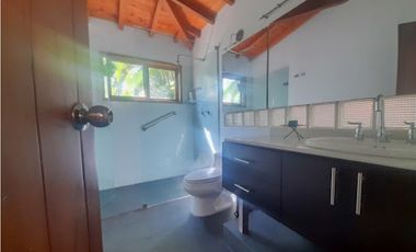 Casa Duplex en Arriendo Envigado sector loma de las brujas