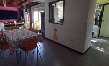 Departamento Tipo Casa en venta en Quilmes Este