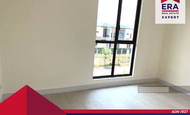 Disewakan Rumah 3 Lantai Dalam Cluster ASYA @Jakarta Garden City
